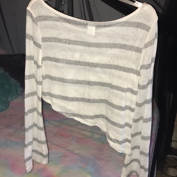 Bell sleeve star sequin sparkly knit sweater - Picture 5 of 11